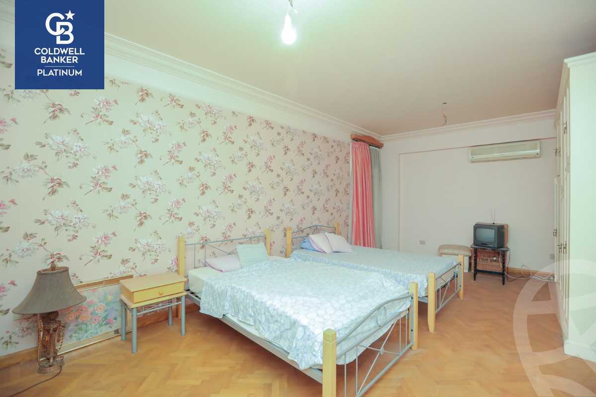 https://aqarmap.com.eg/en/listing/4168105-for-sale-alexandria-kafr-abdo-sant-giyn-st