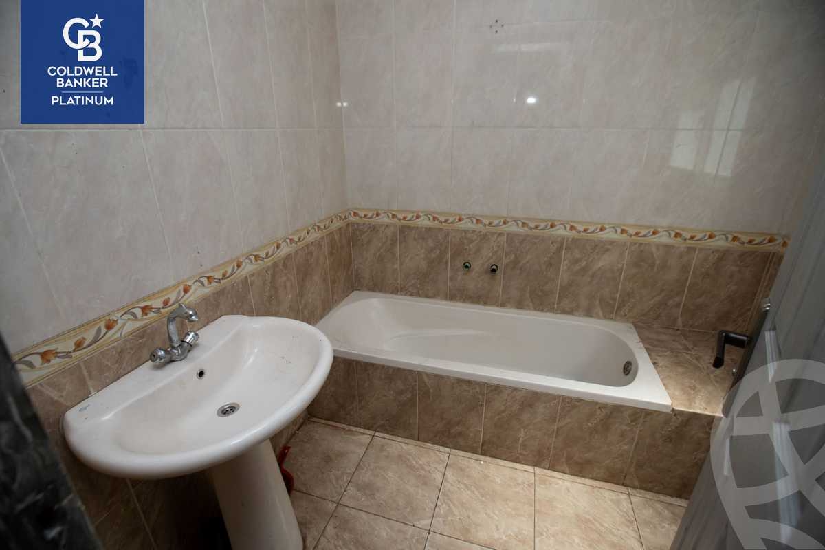 https://aqarmap.com.eg/ar/listing/4168592-for-rent-alexandria-lauran-el-gaish-rd