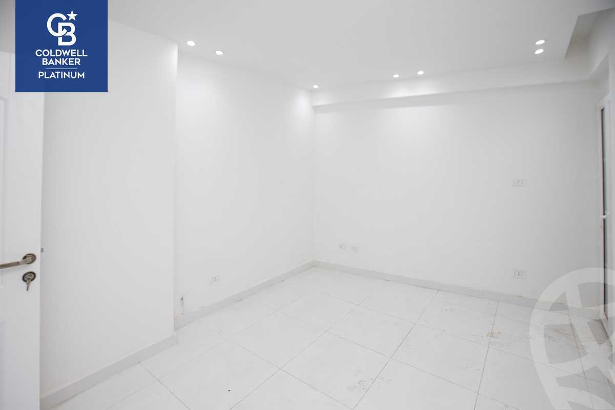 https://aqarmap.com.eg/en/listing/4271483-for-sale-alexandria-kafr-abdo-sant-giyn-st