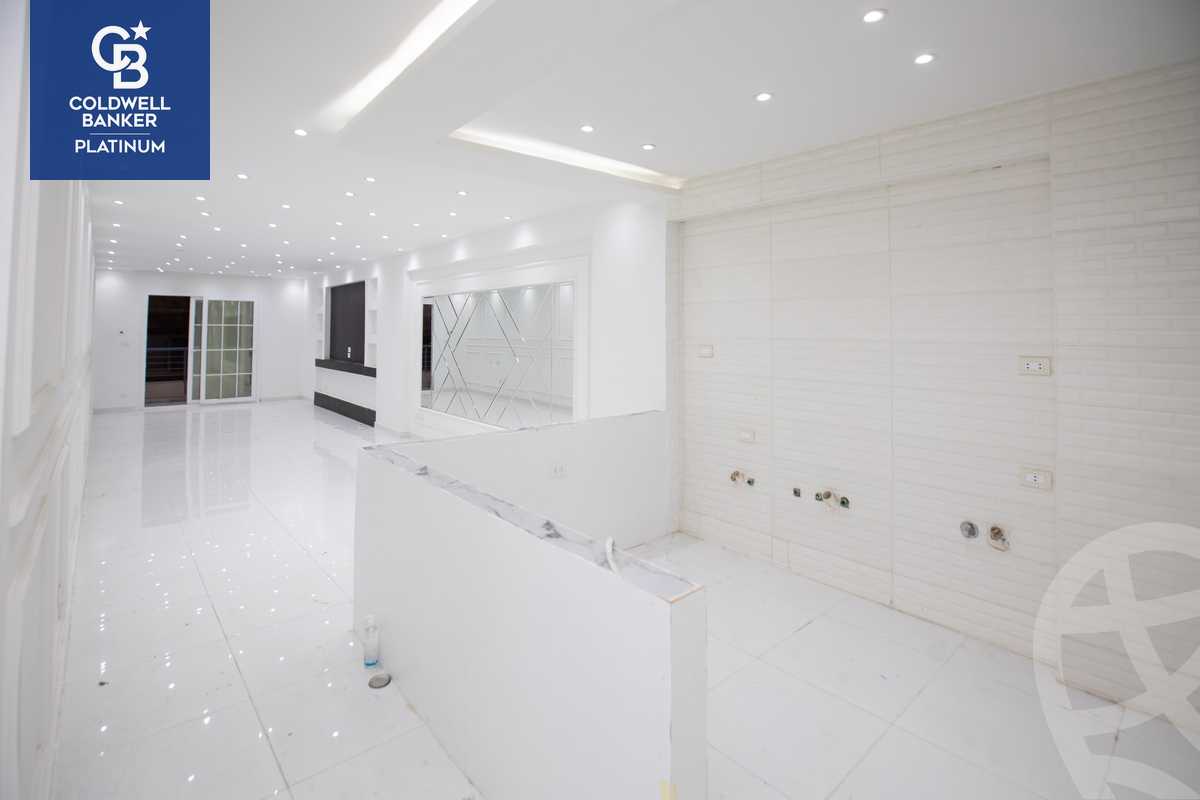 https://aqarmap.com.eg/en/listing/4271483-for-sale-alexandria-kafr-abdo-sant-giyn-st