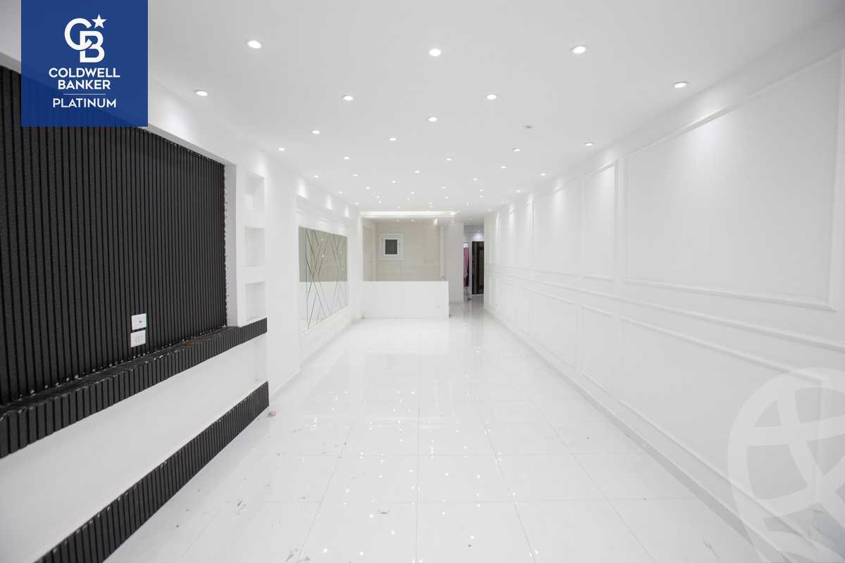 https://aqarmap.com.eg/en/listing/4271483-for-sale-alexandria-kafr-abdo-sant-giyn-st