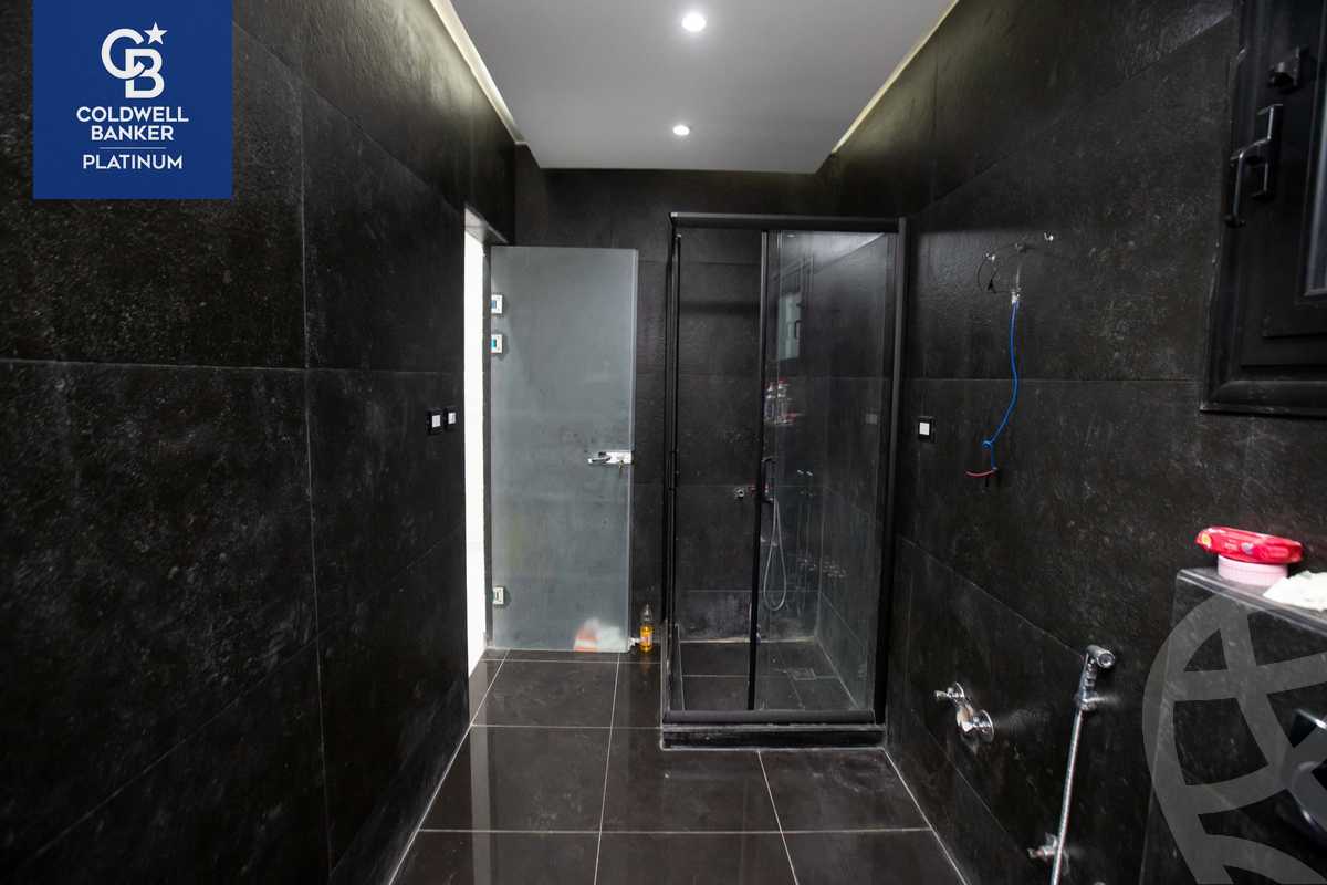 https://aqarmap.com.eg/en/listing/4271483-for-sale-alexandria-kafr-abdo-sant-giyn-st