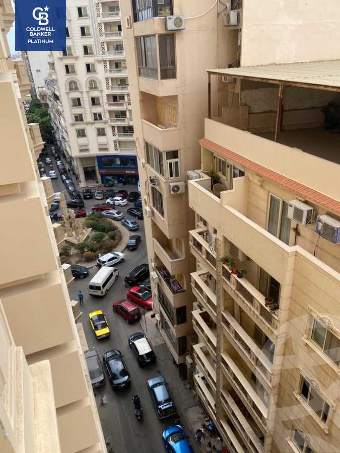 https://aqarmap.com.eg/ar/listing/4274976-for-sale-alexandria-kafr-abdo-sant-giyn-st