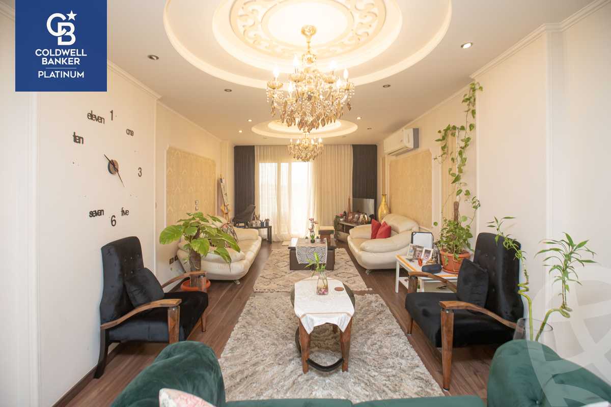 https://aqarmap.com.eg/en/listing/4282241-for-sale-alexandria-kafr-abdo-sant-square-st