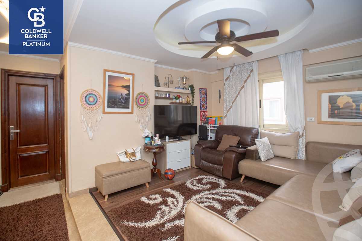 https://aqarmap.com.eg/en/listing/4282241-for-sale-alexandria-kafr-abdo-sant-square-st