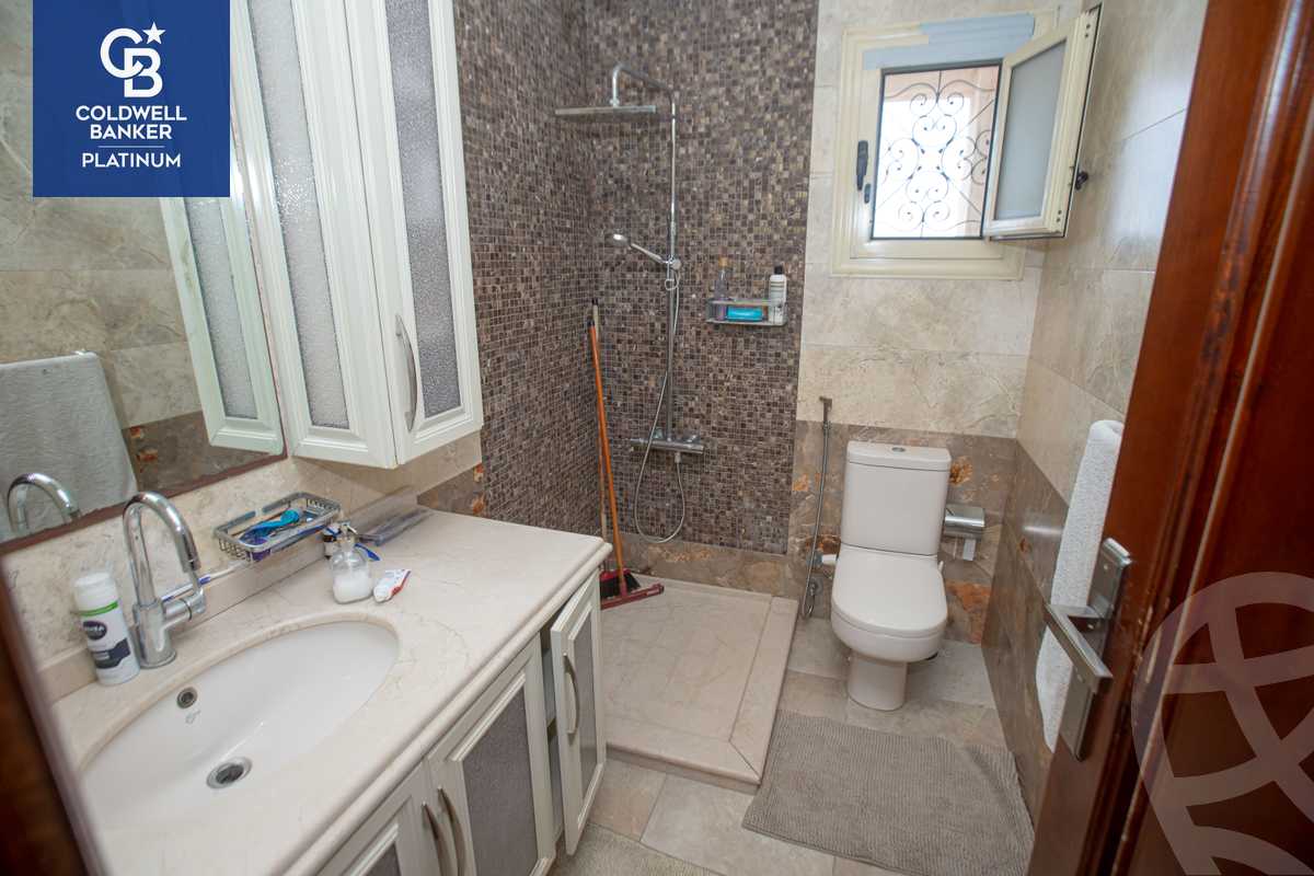 https://aqarmap.com.eg/en/listing/4282241-for-sale-alexandria-kafr-abdo-sant-square-st