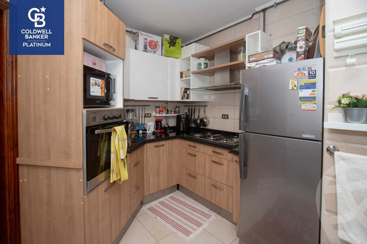 https://aqarmap.com.eg/en/listing/4282241-for-sale-alexandria-kafr-abdo-sant-square-st
