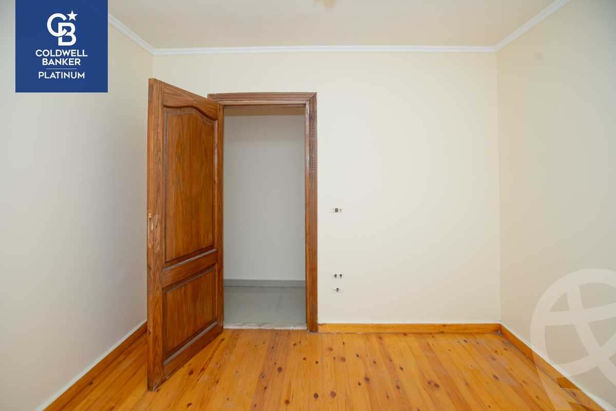 https://aqarmap.com.eg/en/listing/4293446-for-sale-alexandria-kafr-abdo-kafr-abdou-st