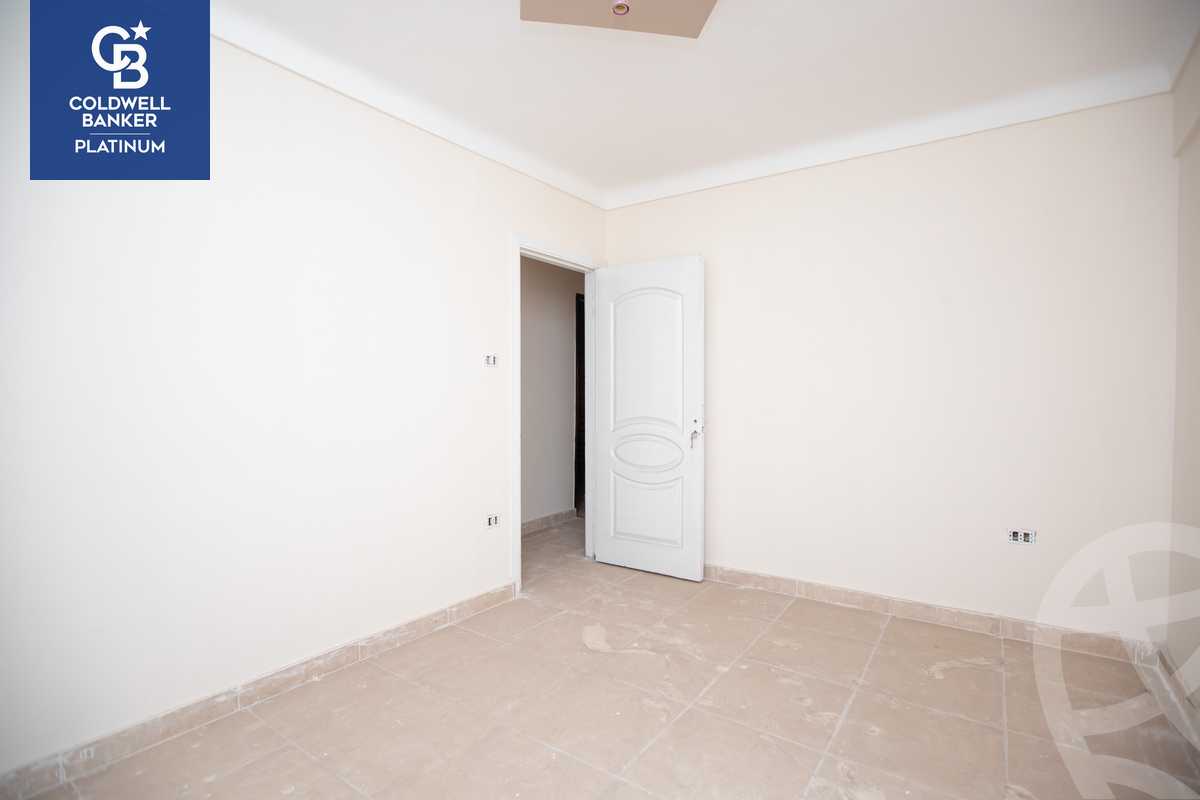 https://aqarmap.com.eg/en/listing/4345130-for-sale-alexandria-el-mandara-shr-mlk-hfny