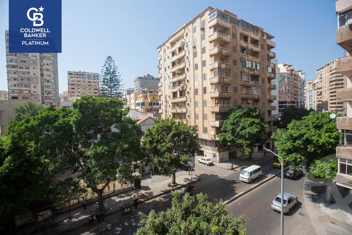 https://aqarmap.com.eg/ar/listing/4950947-for-sale-alexandria-glim-shr-bw-qyr-tryq-lhry