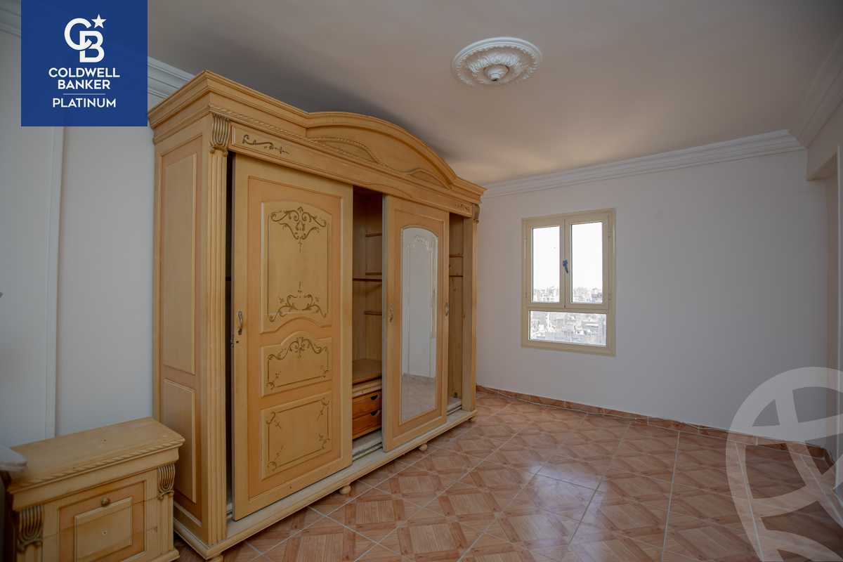 https://aqarmap.com.eg/ar/listing/4977114-for-sale-alexandria-ganaklis-shr-mrtdy-bsh