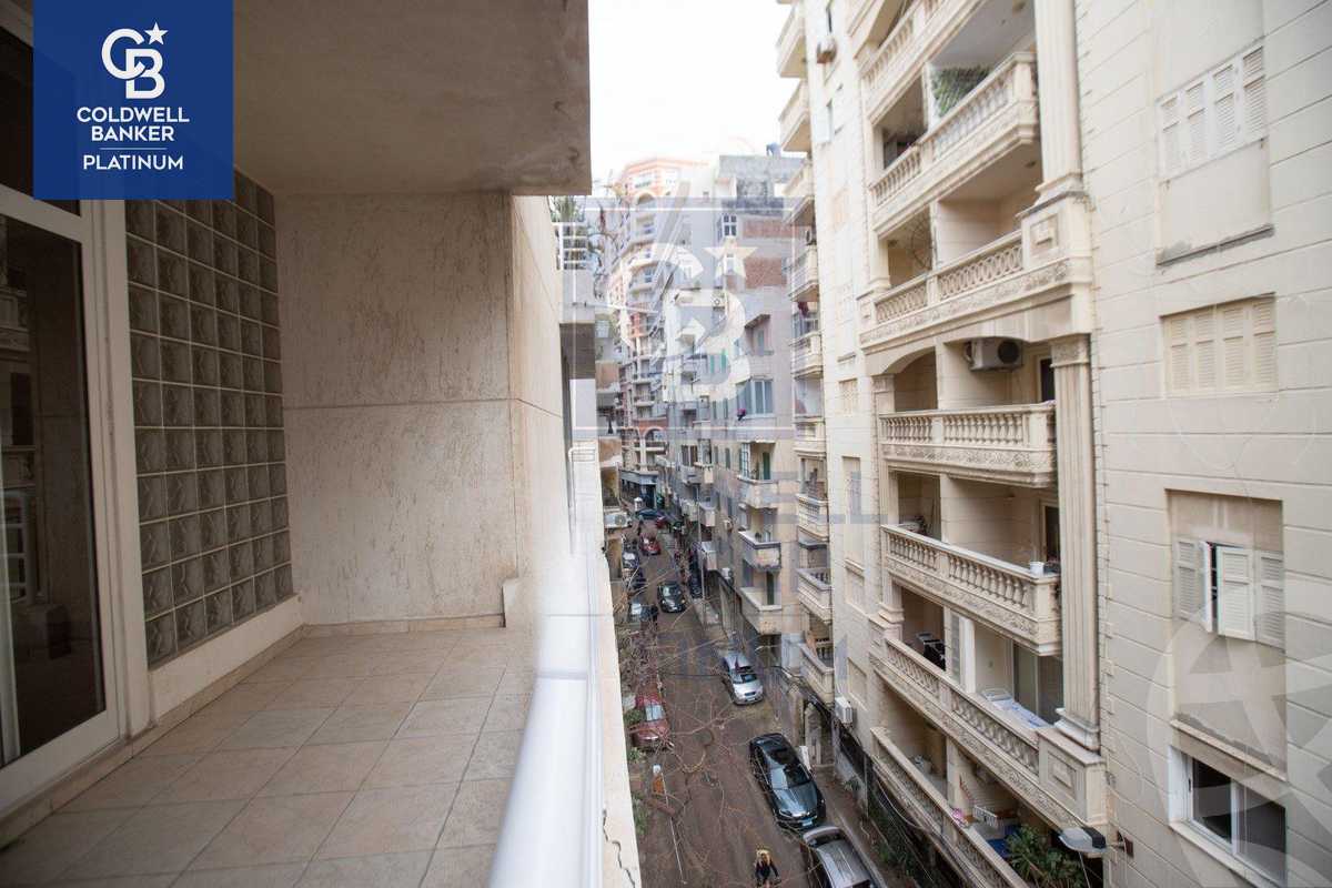 https://aqarmap.com.eg/ar/listing/5098572-for-sale-alexandria-kafr-abdo-ismailia-st