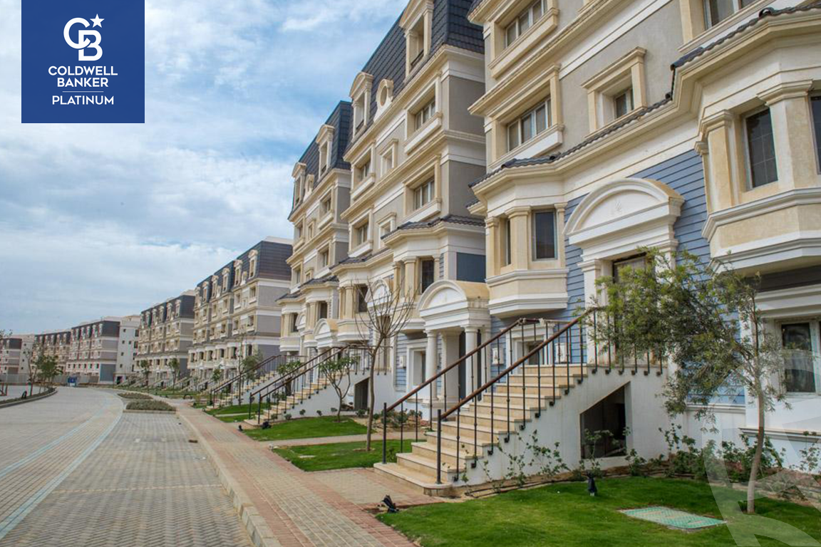 https://aqarmap.com.eg/en/listing/5288374-for-sale-cairo-new-cairo-compounds-mountain-view-hyde-park