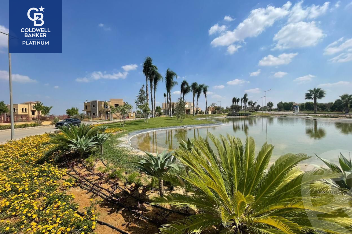 https://aqarmap.com.eg/ar/listing/5313433-for-sale-cairo-el-sheikh-zayed-city-alex-cairo-desert-road-mdyn-sfnks-ljdyd-manteqat-el-257-fadan