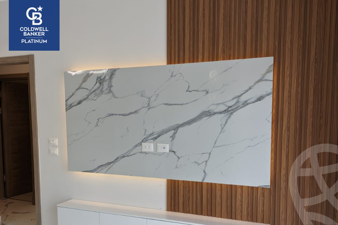 https://aqarmap.com.eg/ar/listing/5315145-for-sale-cairo-new-cairo-compounds-galleria-moon-valley
