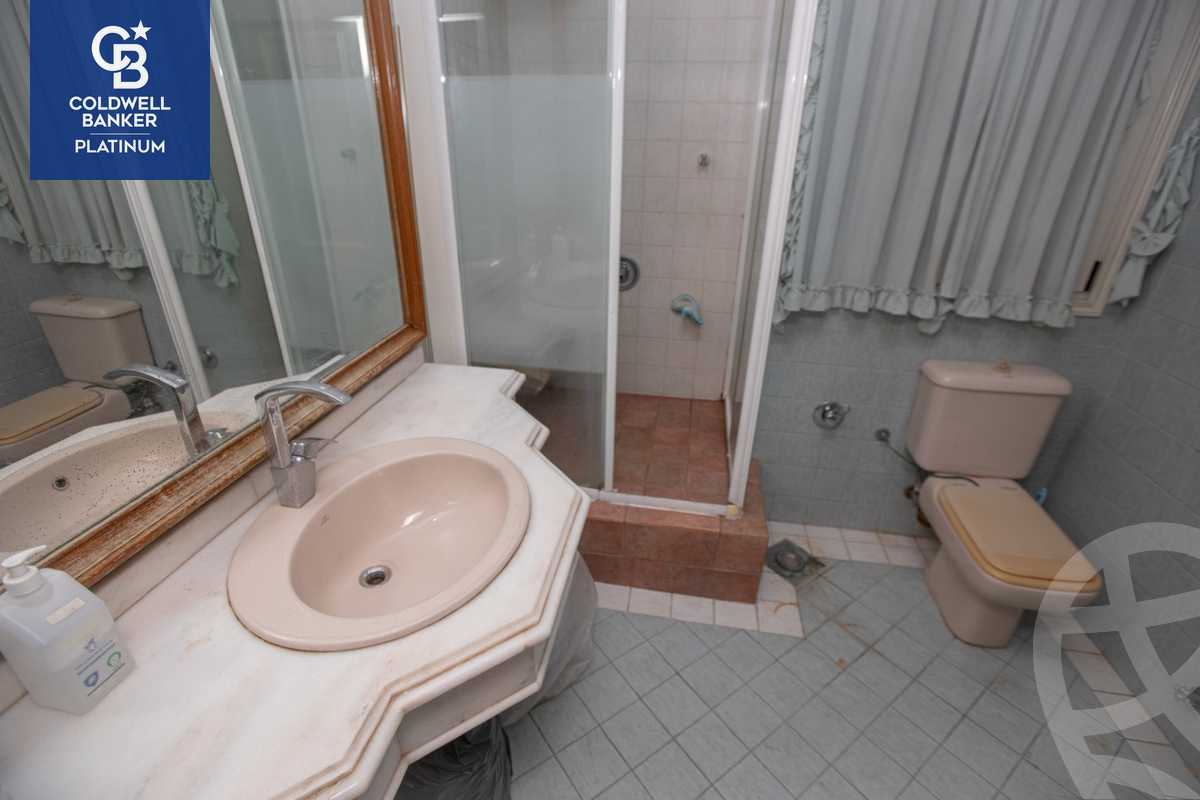https://aqarmap.com.eg/ar/listing/5409023-for-sale-alexandria-el-chatby-abd-al-moaty-al-khial-st