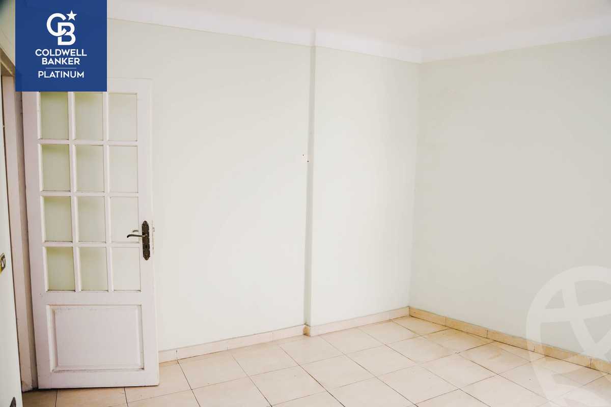 https://aqarmap.com.eg/en/listing/5446852-for-sale-alexandria-sydy-bshr-sydy-bshr-bhry-sidi-beshr-mosque-st