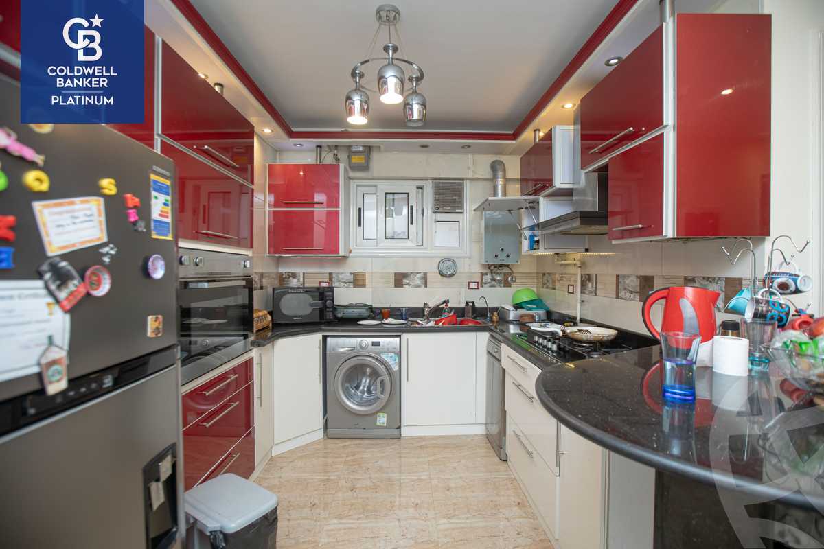 https://aqarmap.com.eg/ar/listing/5540423-for-sale-alexandria-roshdy-al-fereid-layan-st