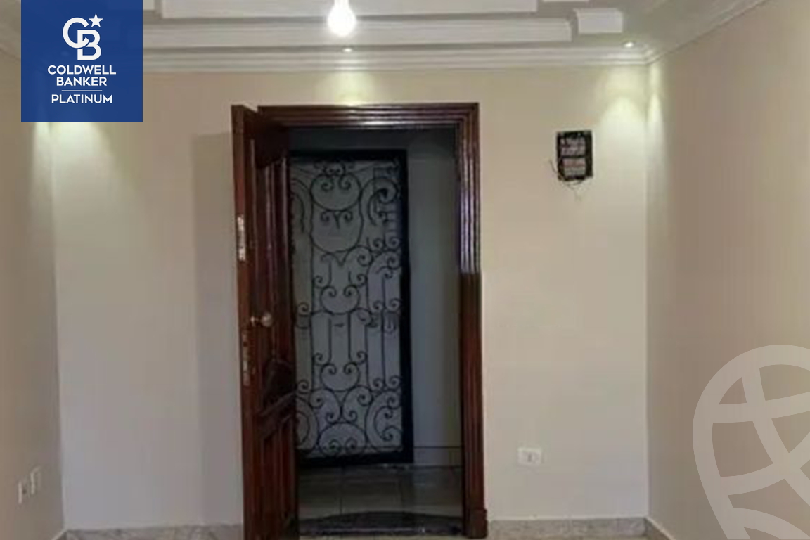 https://aqarmap.com.eg/ar/listing/5587585-for-sale-alexandria-kafr-abdo-shr-lsyd-skyn-bnt-lhsyn