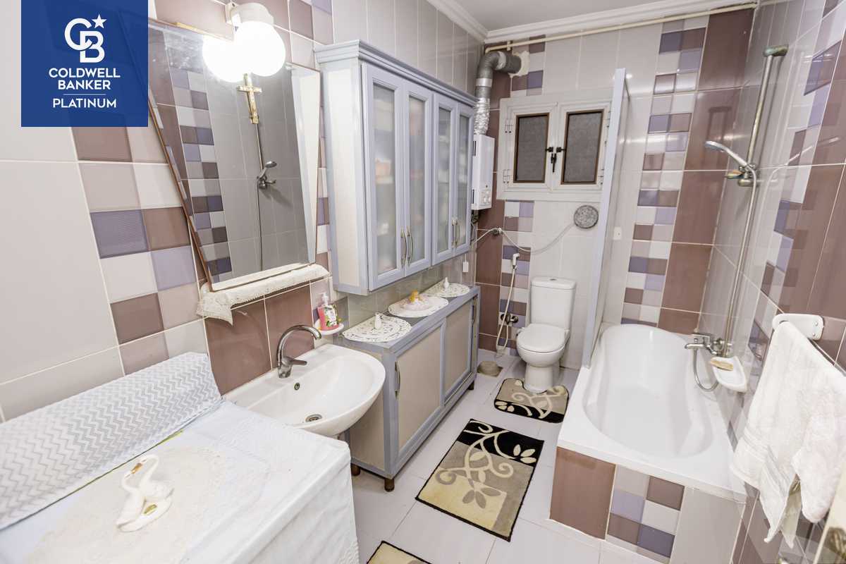 https://aqarmap.com.eg/ar/listing/5616796-for-sale-alexandria-zezenia-mostafa-abd-el-razik-st
