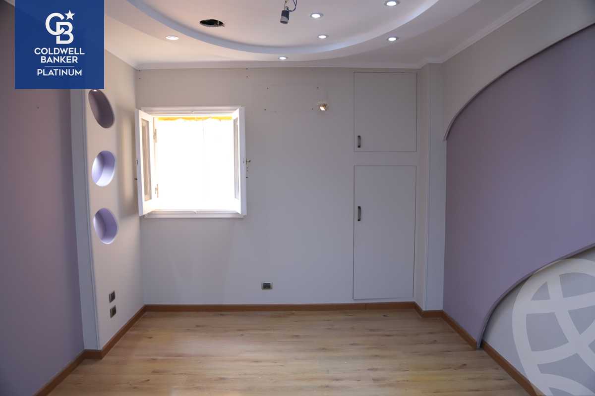 https://aqarmap.com.eg/ar/listing/5626635-for-sale-alexandria-sporting-shr-bwr-s-yd