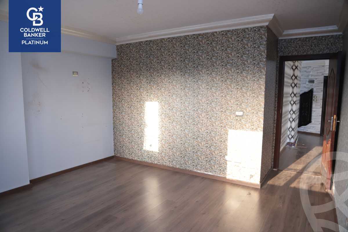 https://aqarmap.com.eg/ar/listing/5638425-for-sale-alexandria-fleming-abd-el-fattah-el-taweel-st