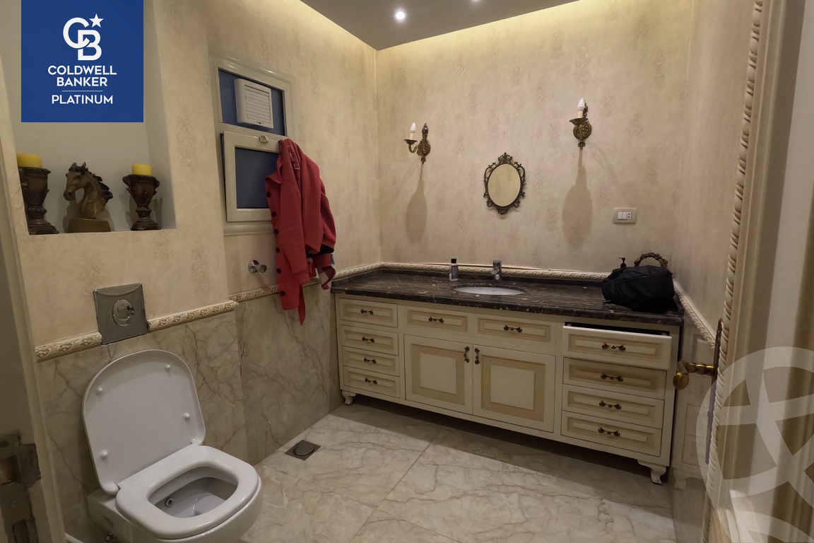 https://aqarmap.com.eg/en/listing/5656956-for-sale-alexandria-glim-mostafa-maher-st