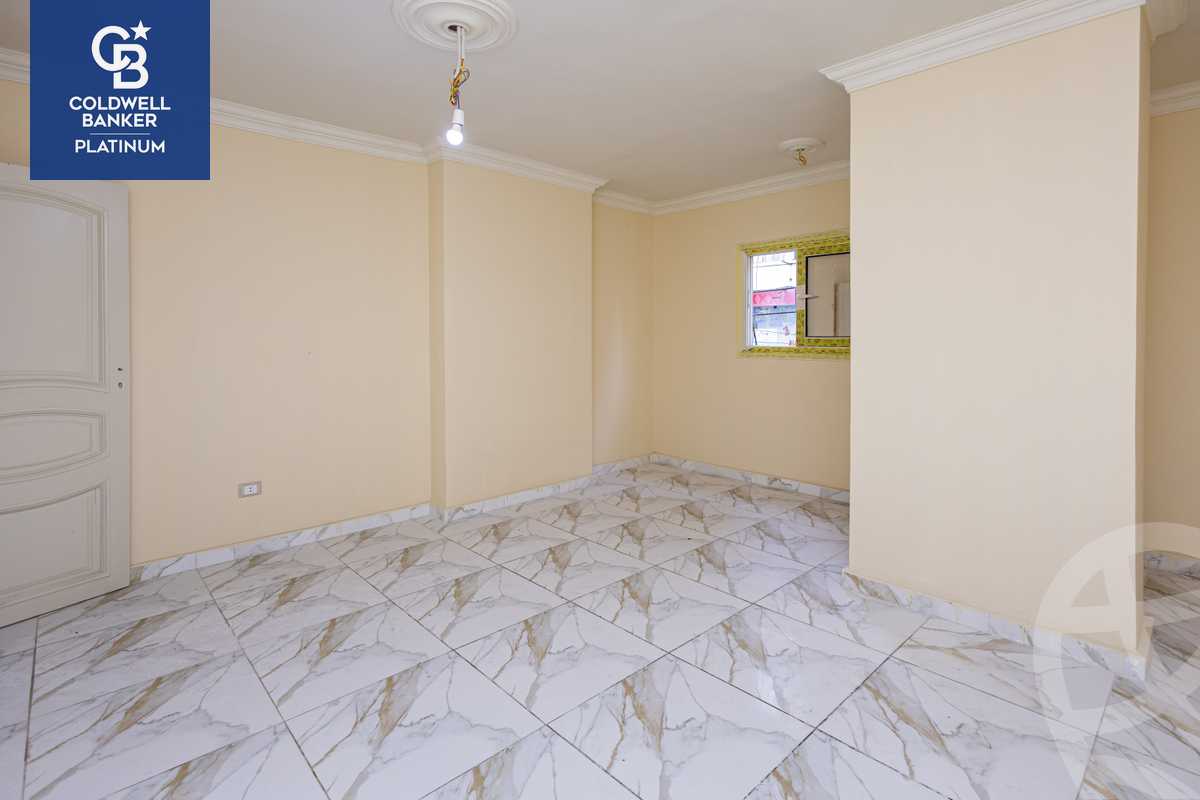 https://aqarmap.com.eg/ar/listing/5657845-for-sale-alexandria-moharram-bey-moharram-bek-st
