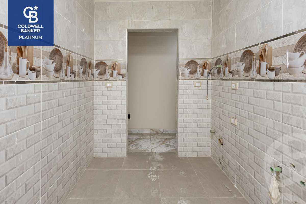 https://aqarmap.com.eg/ar/listing/5657845-for-sale-alexandria-moharram-bey-moharram-bek-st
