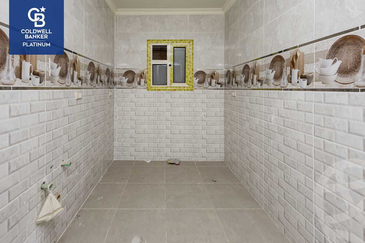 https://aqarmap.com.eg/ar/listing/5657845-for-sale-alexandria-moharram-bey-moharram-bek-st