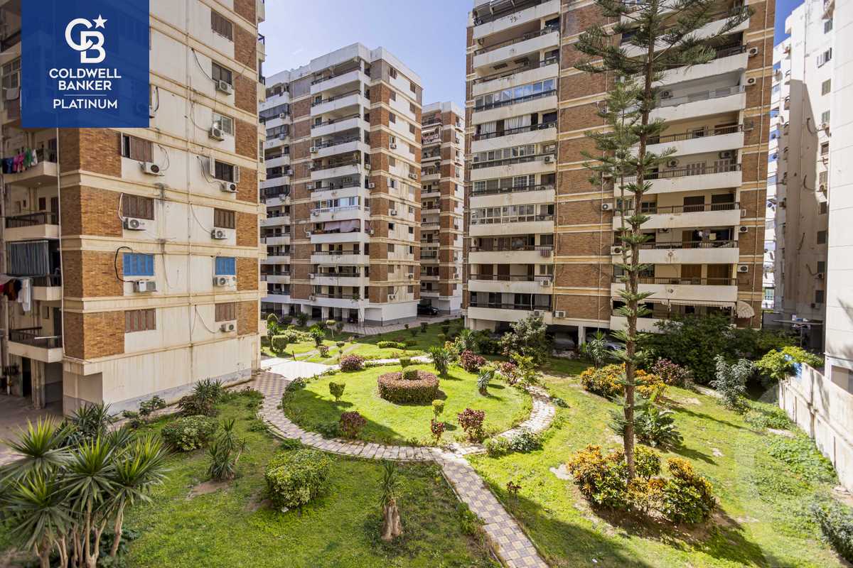 https://aqarmap.com.eg/en/listing/5695270-for-sale-alexandria-lm-mwr-lm-mwr-lshty-kornesh-el-maamoura-st