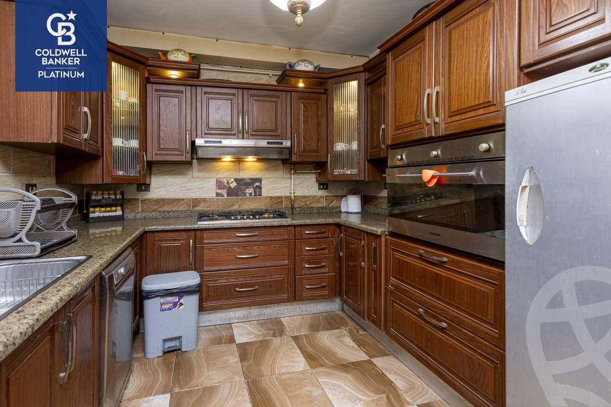 https://aqarmap.com.eg/ar/listing/5710353-for-sale-alexandria-roshdy-abdel-hamid-al-abdi-st