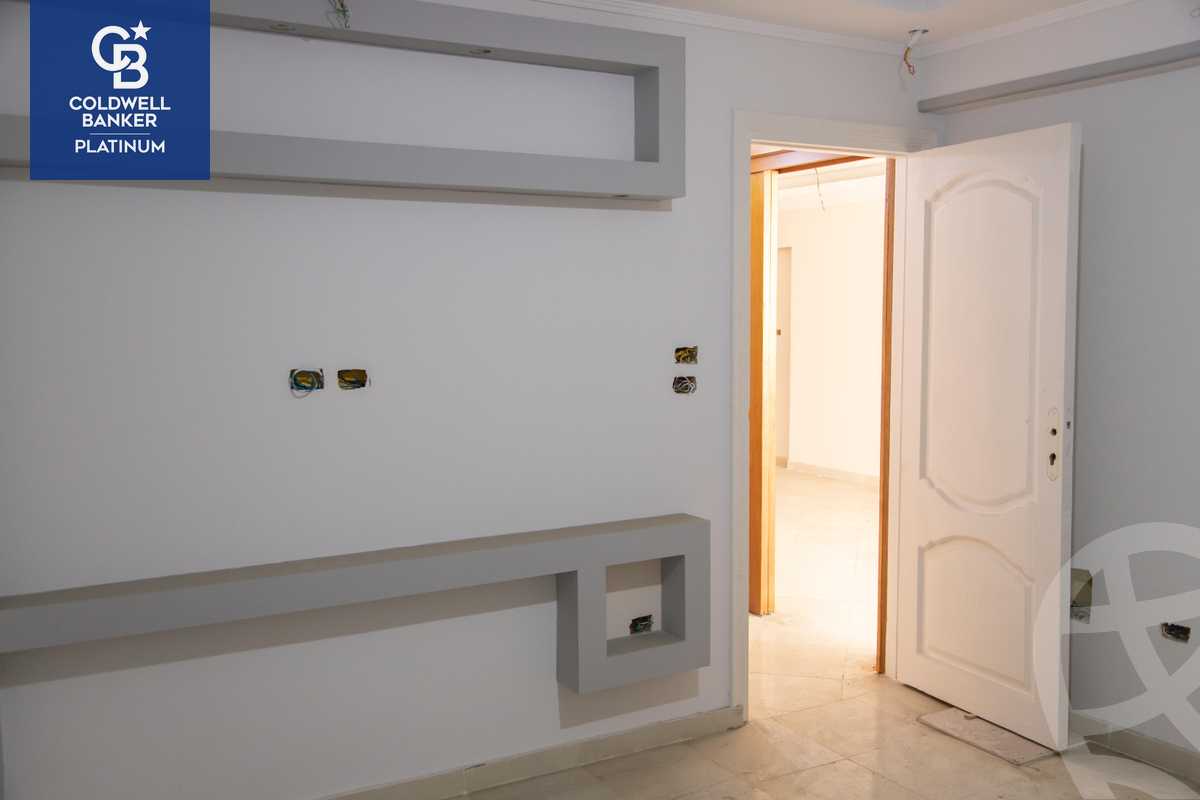 https://aqarmap.com.eg/ar/listing/5713434-for-sale-alexandria-sporting-mostafa-mohammed-moursy-st