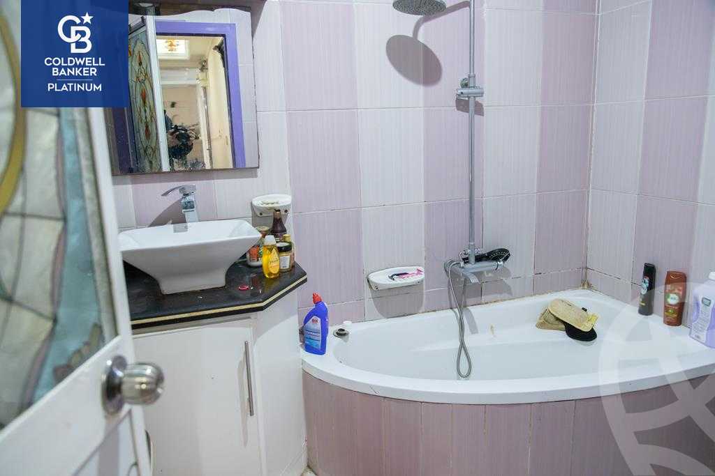 https://aqarmap.com.eg/ar/listing/5728196-for-sale-alexandria-sporting-tiba-st