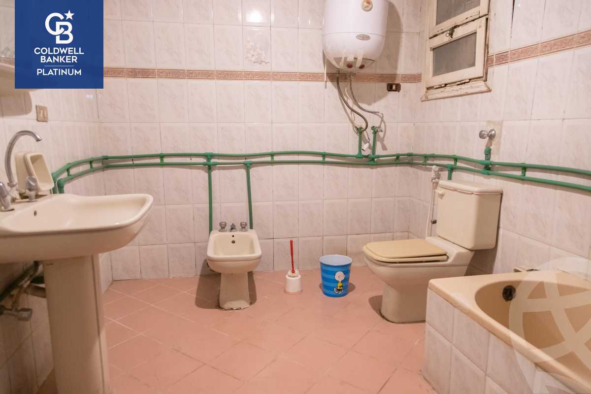 https://aqarmap.com.eg/ar/listing/5733516-for-sale-alexandria-roshdy-al-moaaskar-al-romani-st