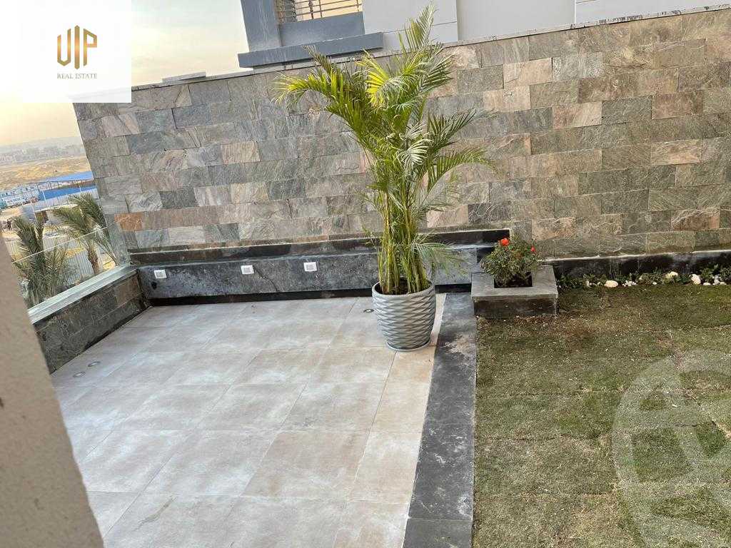 https://aqarmap.com.eg/en/listing/3442754-for-sale-cairo-new-cairo-compounds-compounds-in-new-cairo