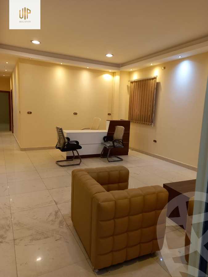https://aqarmap.com.eg/ar/listing/3991728-for-rent-cairo-new-cairo-ltjm-lkhms-el-ahyaa-fifth-neighborhood-block-39