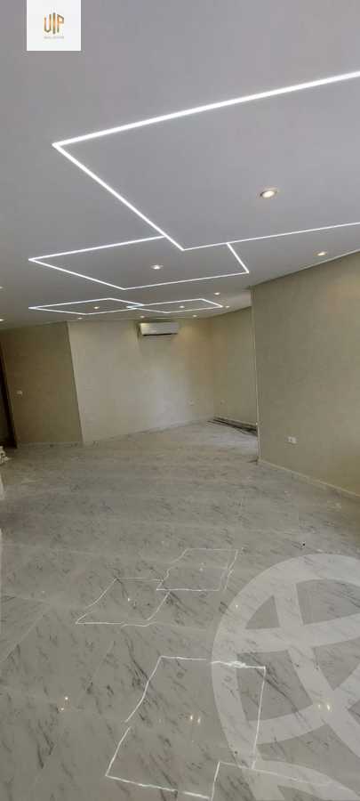 https://aqarmap.com.eg/en/listing/4067216-for-rent-cairo-new-cairo-compounds-mountain-view-1