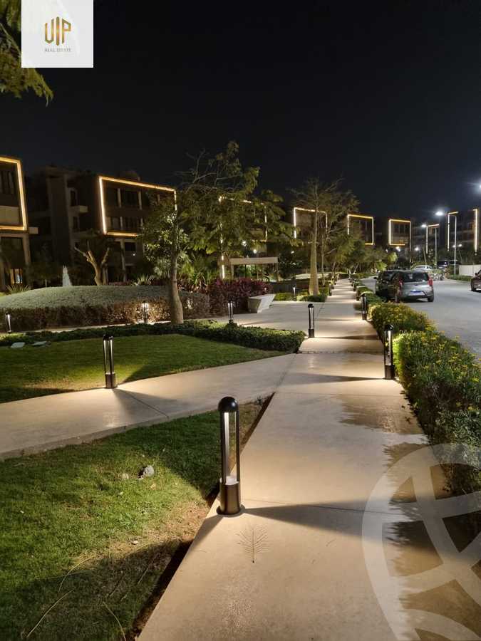 https://aqarmap.com.eg/ar/listing/4068468-for-sale-cairo-new-cairo-compounds-midtown