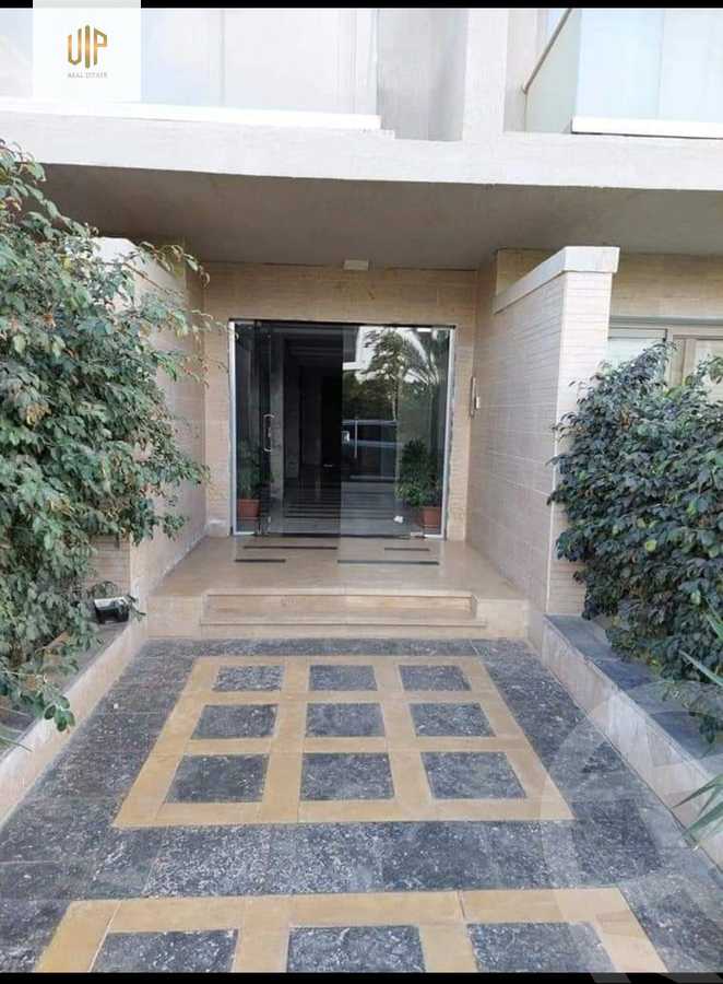 https://aqarmap.com.eg/en/listing/4069377-for-sale-cairo-new-cairo-compounds-galleria-moon-valley