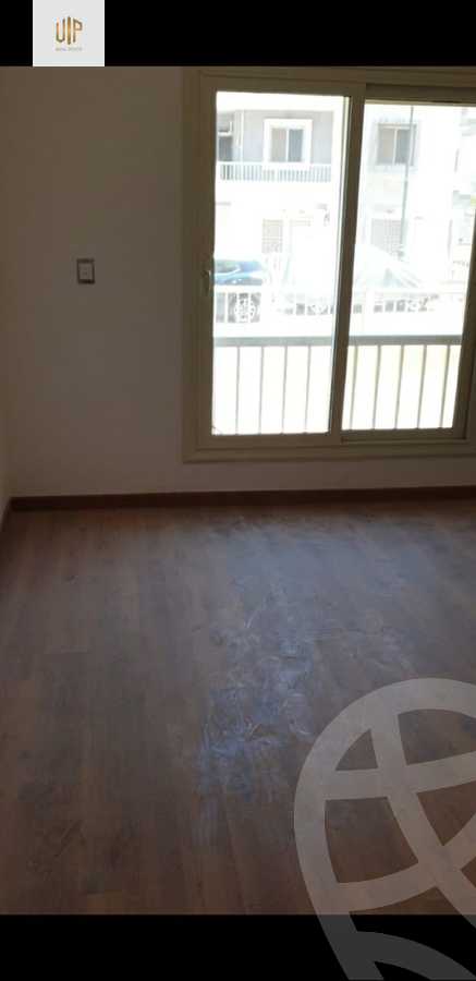 https://aqarmap.com.eg/en/listing/4069397-for-sale-cairo-new-cairo-compounds-jyd