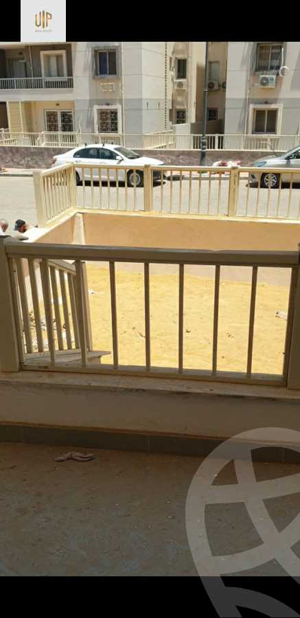 https://aqarmap.com.eg/en/listing/4069397-for-sale-cairo-new-cairo-compounds-jyd
