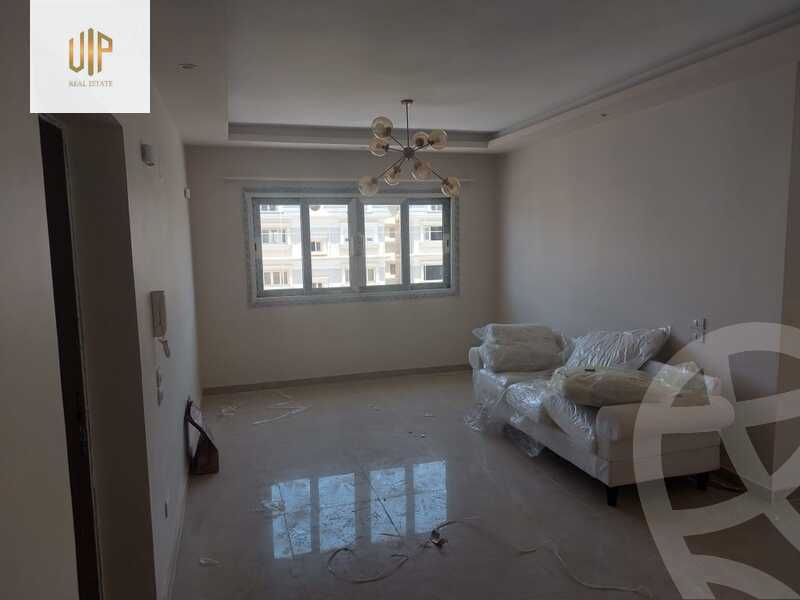 https://aqarmap.com.eg/en/listing/4071570-for-sale-cairo-new-cairo-compounds-mountain-view-hyde-park