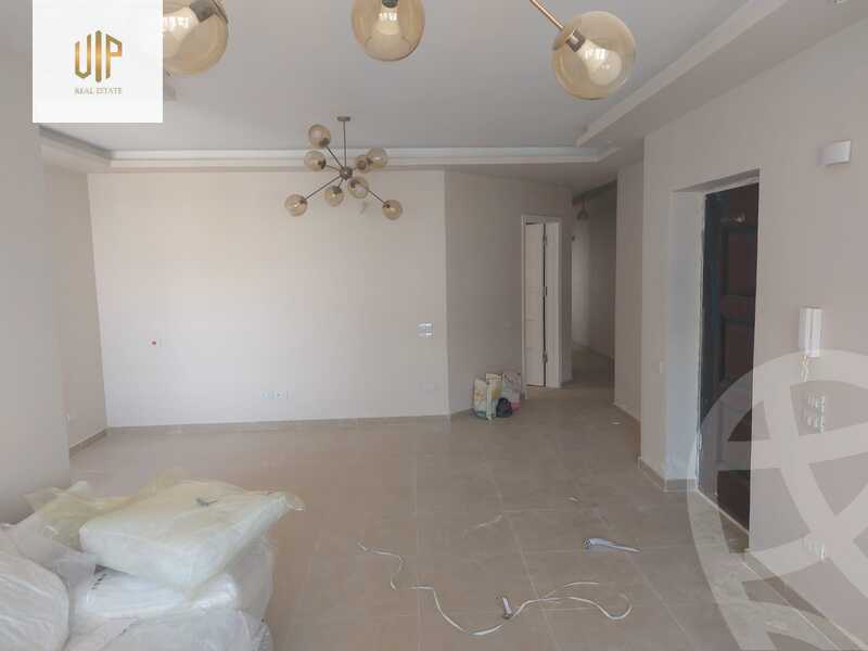 https://aqarmap.com.eg/en/listing/4071570-for-sale-cairo-new-cairo-compounds-mountain-view-hyde-park