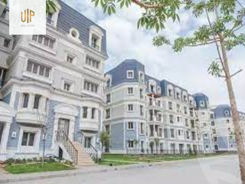 https://aqarmap.com.eg/en/listing/4071570-for-sale-cairo-new-cairo-compounds-mountain-view-hyde-park