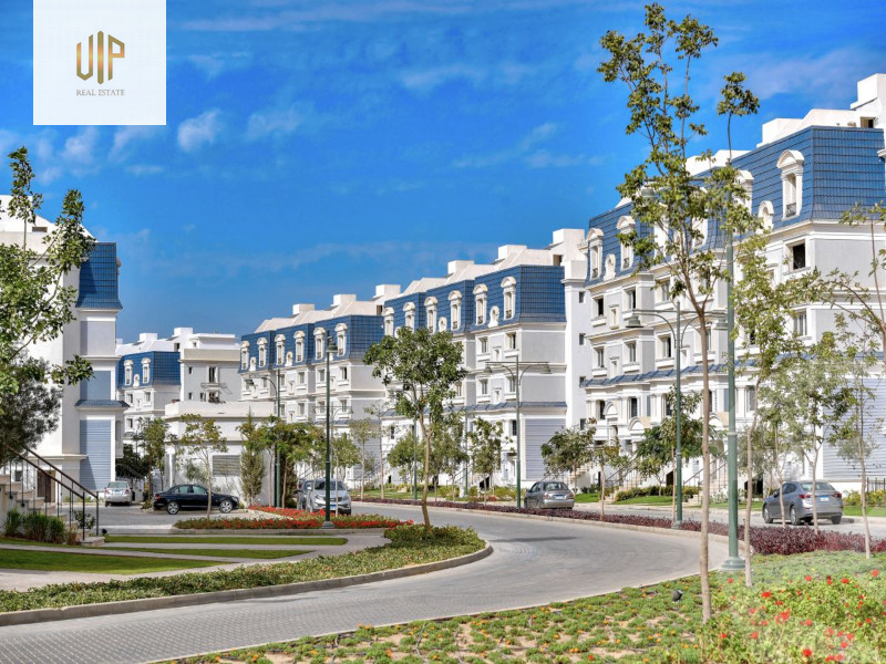https://aqarmap.com.eg/en/listing/4071570-for-sale-cairo-new-cairo-compounds-mountain-view-hyde-park