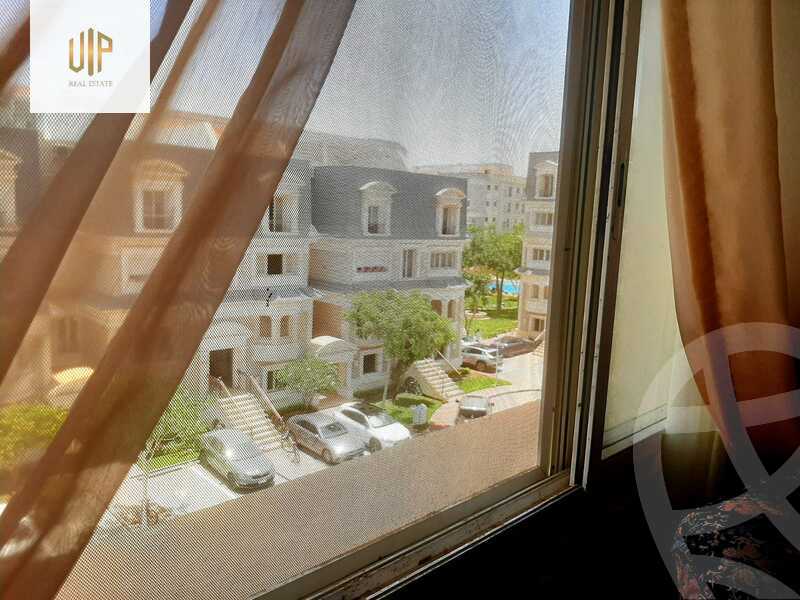 https://aqarmap.com.eg/en/listing/4128940-for-sale-cairo-new-cairo-compounds-mountain-view-hyde-park