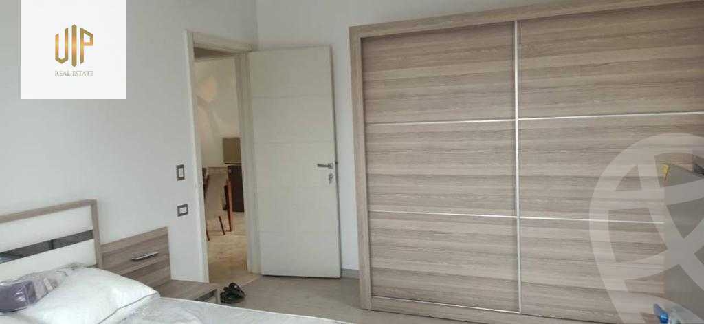 https://aqarmap.com.eg/en/listing/4129176-for-sale-village-gate-mall-palm-hills