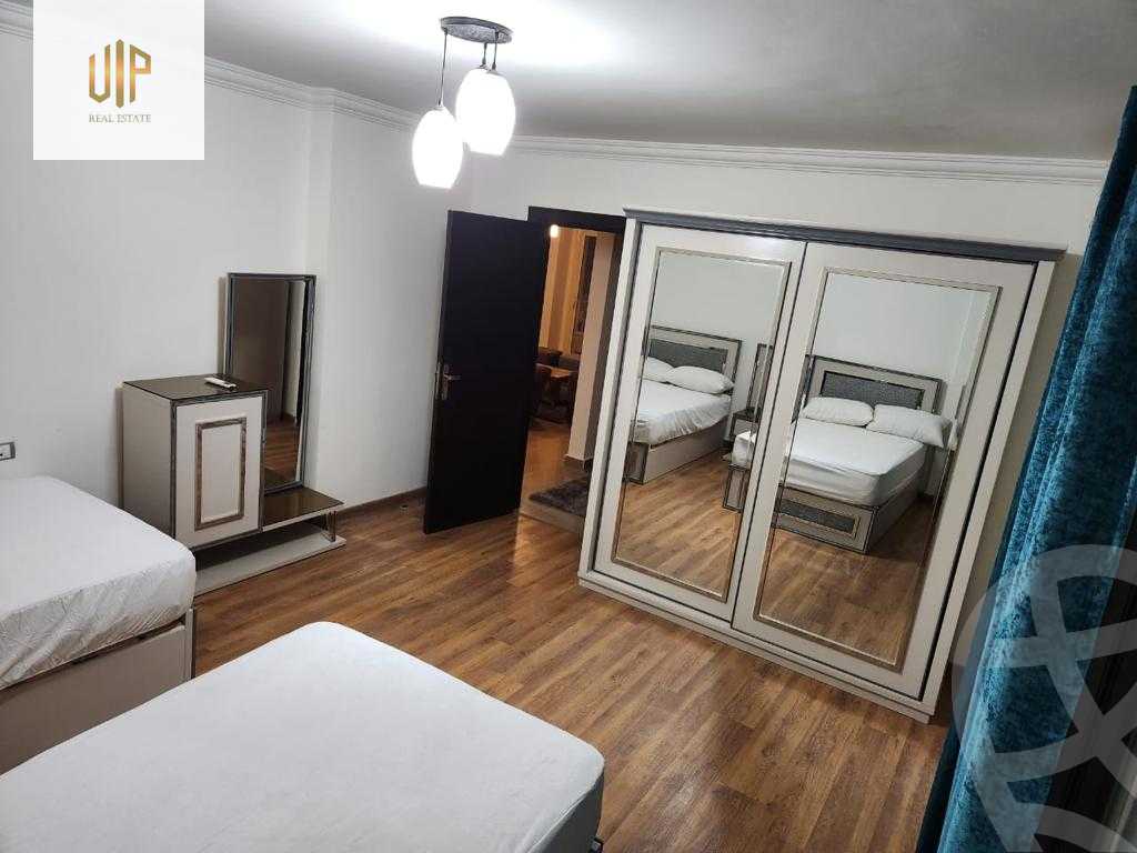 https://aqarmap.com.eg/en/listing/4132628-for-sale-cairo-new-cairo-compounds-jyd