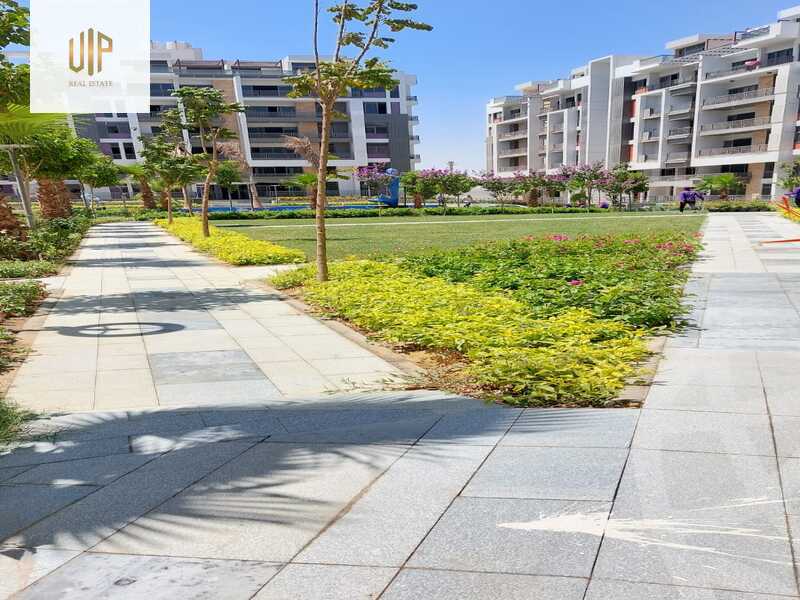 https://aqarmap.com.eg/en/listing/4155375-for-sale-cairo-new-cairo-compounds-dh-ykwn-ryzdns-styl-hwm
